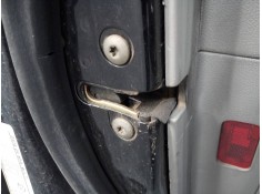 CERRADURA PUERTA DELANTERA IZQUIERDA 