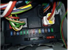 CAJA RELES / FUSIBLES E3-B2-25-1