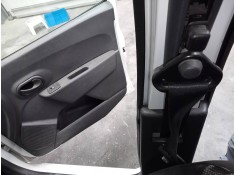 CINTURON SEGURIDAD DELANTERO DERECHO 