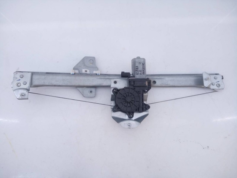 Recambio de elevalunas delantero izquierdo para dacia dokker essential referencia OEM IAM 128001472B 9030318C E1-A1-36-2