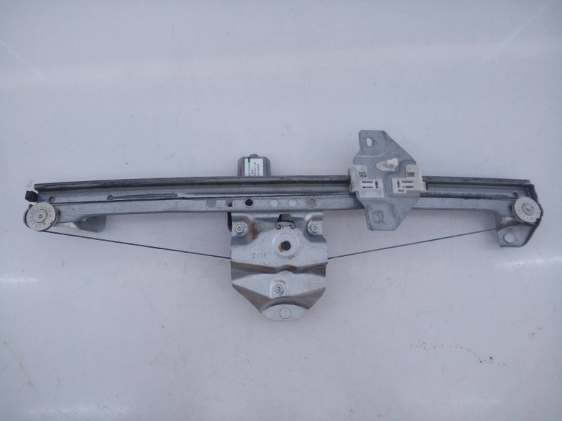 Recambio de elevalunas delantero izquierdo para dacia dokker essential referencia OEM IAM 128001472B 9030318C E1-A1-36-2