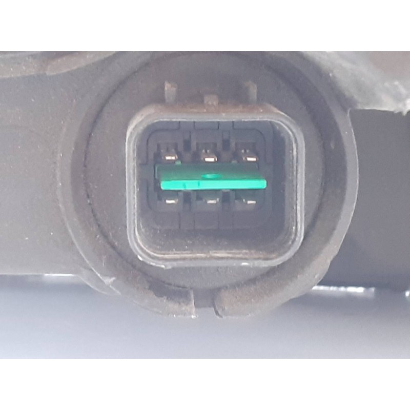 Recambio de faro derecho para kia sorento 2.5 crdi active referencia OEM IAM 921023E060  E2-B5-44-1