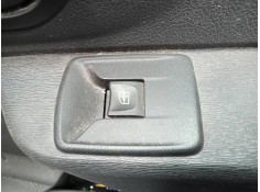 MANDO ELEVALUNAS DELANTERO DERECHO 