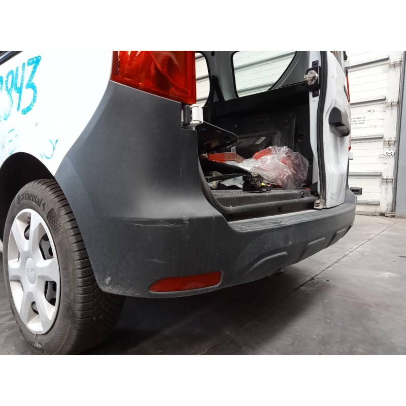 Recambio de paragolpes trasero para dacia dokker essential referencia OEM IAM   
