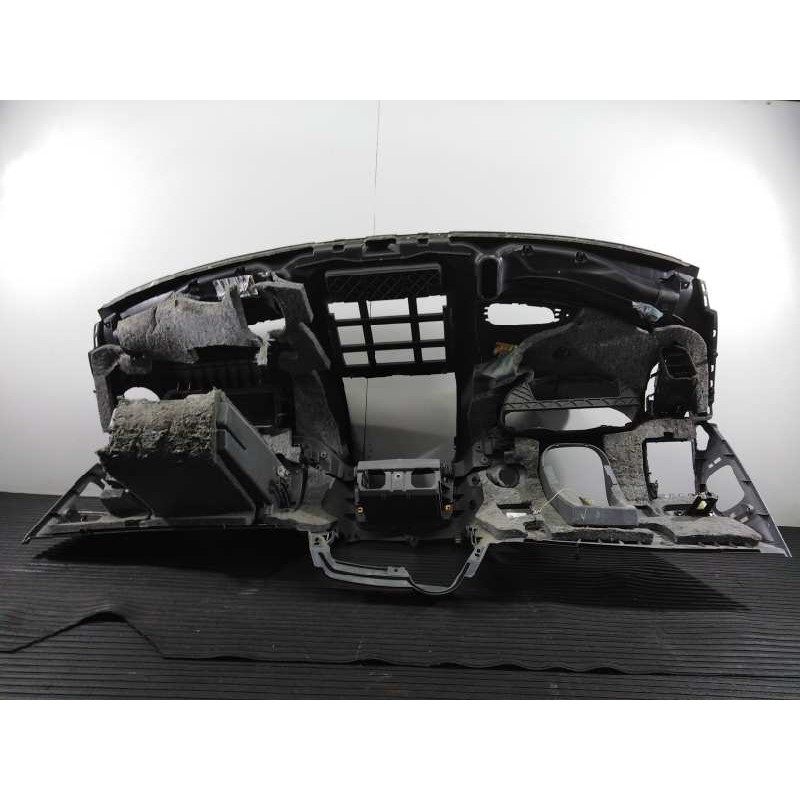 Recambio de salpicadero para mercedes-benz vito (w639) basic, combi referencia OEM IAM A6396800087  P2-B2-25