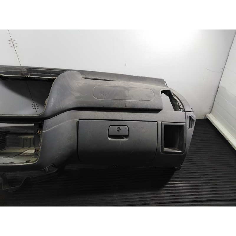 Recambio de salpicadero para mercedes-benz vito (w639) basic, combi referencia OEM IAM A6396800087  P2-B2-25