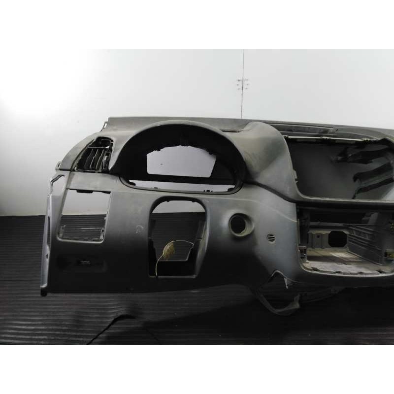 Recambio de salpicadero para mercedes-benz vito (w639) basic, combi referencia OEM IAM A6396800087  P2-B2-25