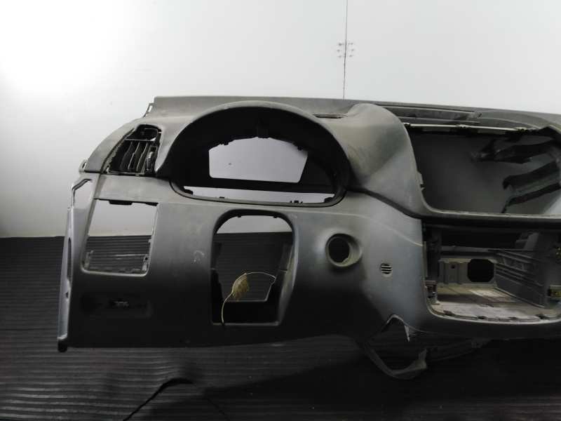 Recambio de salpicadero para mercedes-benz vito (w639) basic, combi referencia OEM IAM A6396800087  P2-B2-25