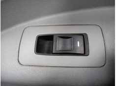 MANDO ELEVALUNAS TRASERO DERECHO 