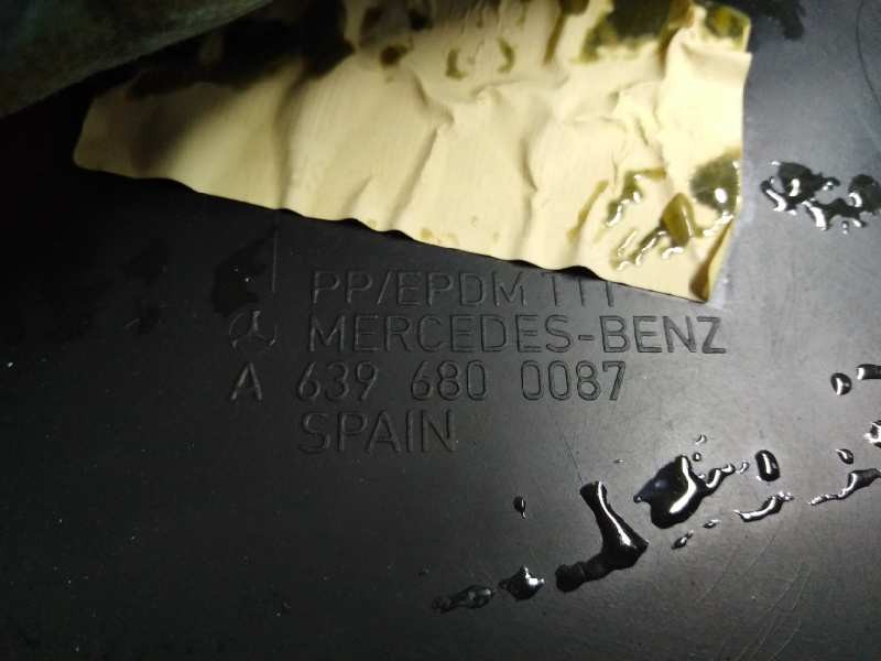 Recambio de salpicadero para mercedes-benz vito (w639) basic, combi referencia OEM IAM A6396800087  P2-B2-25