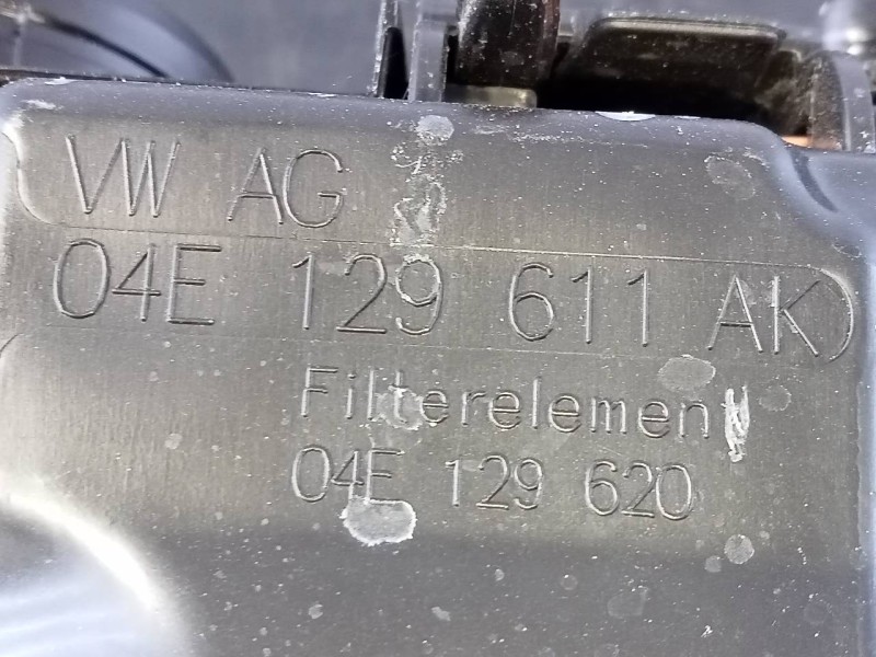 Recambio de filtro aire para audi q3 sportback (f3n) 35 tfsi s line referencia OEM IAM 04E129611AK  P2-B3-4