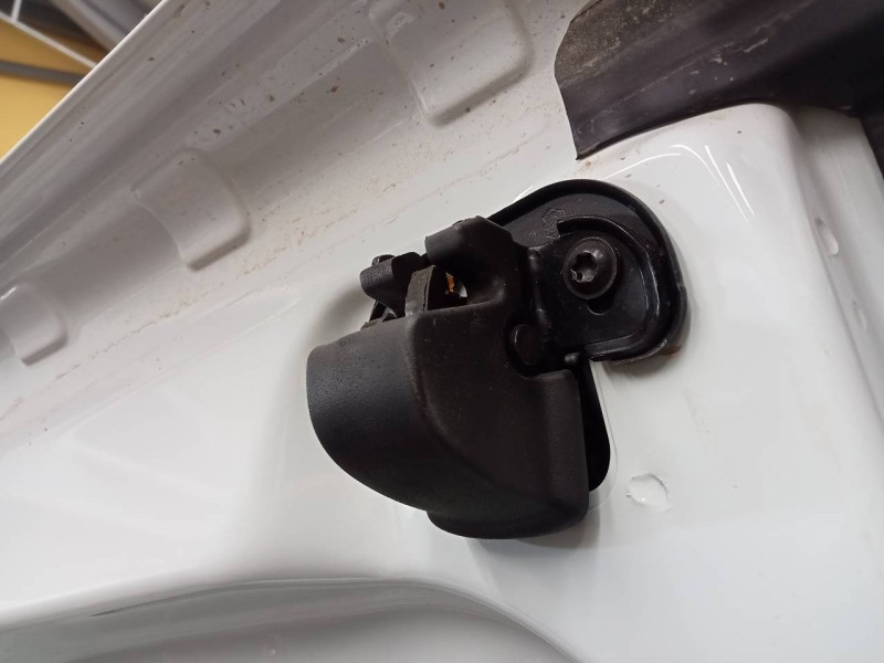 Recambio de cerradura maletero / porton para dacia dokker essential referencia OEM IAM   