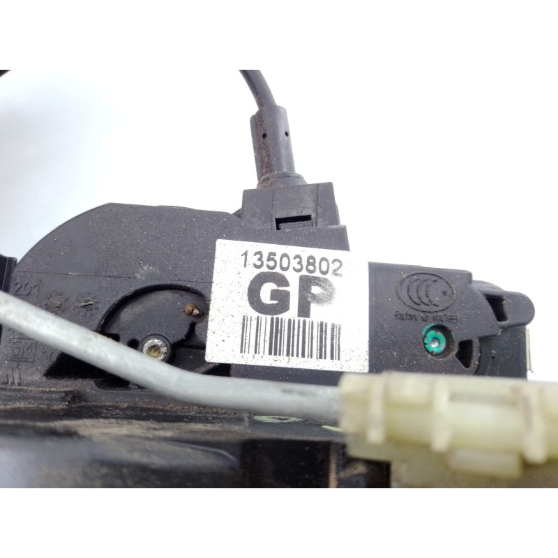 Recambio de cerradura puerta delantera derecha para chevrolet cruze ls referencia OEM IAM 13503802  E2-B6-5-2