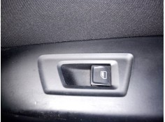 MANDO ELEVALUNAS DELANTERO DERECHO 