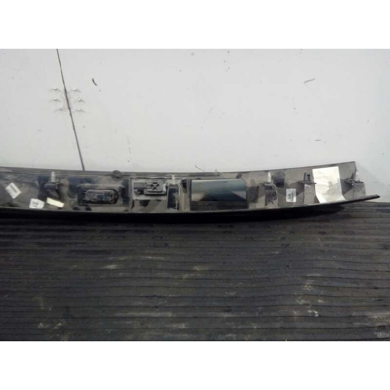 Recambio de maneta exterior porton para land rover discovery 5 referencia OEM IAM HY3240406B  P2-B3-38