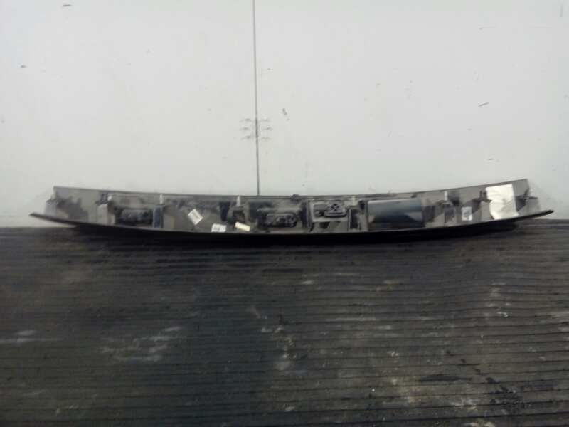 Recambio de maneta exterior porton para land rover discovery 5 referencia OEM IAM HY3240406B  P2-B3-38