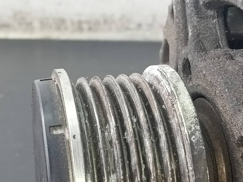 Recambio de alternador para nissan qashqai+2 (jj10) acenta referencia OEM IAM 8200728292C 0124525140 P3-B5-9-3