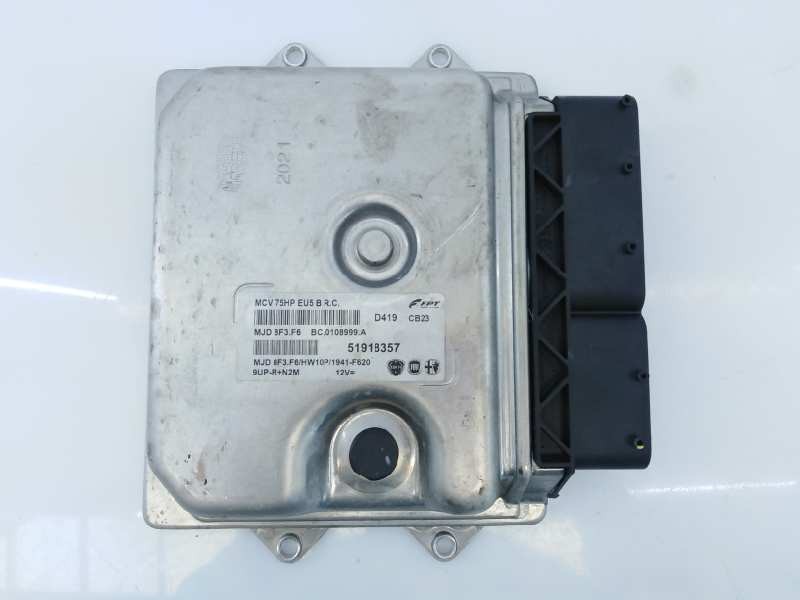 Recambio de centralita motor uce para peugeot bipper básico referencia OEM IAM 51918357  E3-B2-45-4