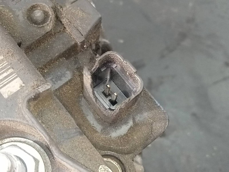 Recambio de alternador para nissan qashqai+2 (jj10) acenta referencia OEM IAM 8200728292C 0124525140 P3-B5-9-3