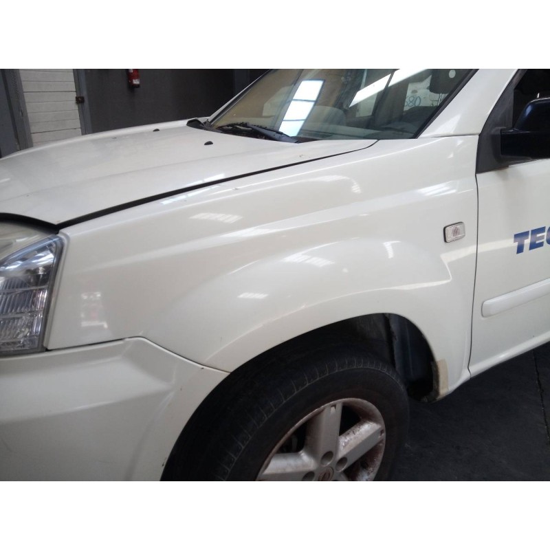 Recambio de aleta delantera izquierda para nissan x-trail (t30) titanium pack referencia OEM IAM   