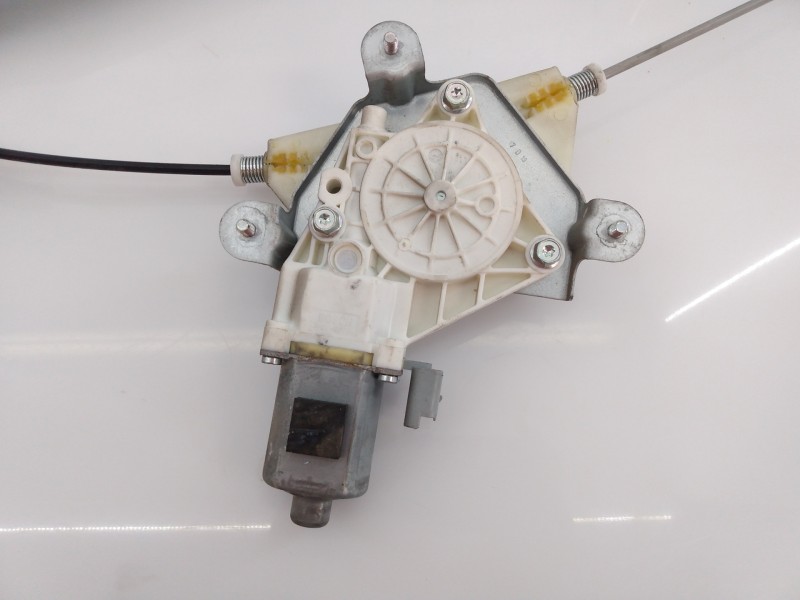 Recambio de elevalunas delantero izquierdo para hyundai h350 kasten essence l2 referencia OEM IAM   E1-B3-32-2