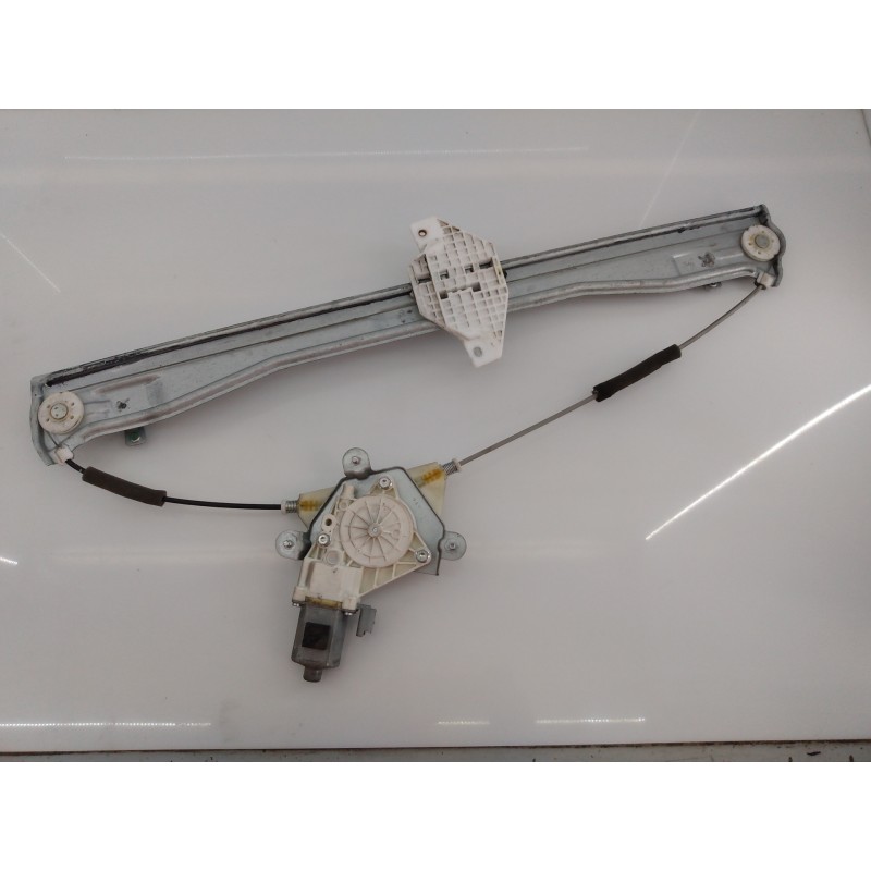 Recambio de elevalunas delantero izquierdo para hyundai h350 kasten essence l2 referencia OEM IAM   E1-B3-32-2