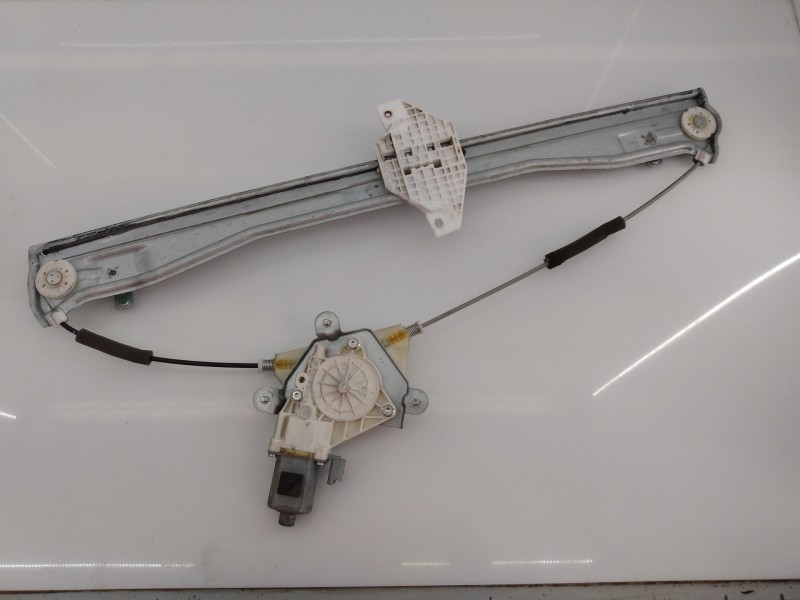 Recambio de elevalunas delantero izquierdo para hyundai h350 kasten essence l2 referencia OEM IAM   E1-B3-32-2