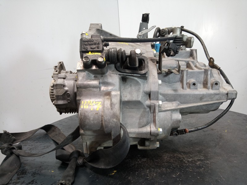 Recambio de caja cambios para nissan x-trail (t30) titanium pack referencia OEM IAM 8H5  M1-B4-45