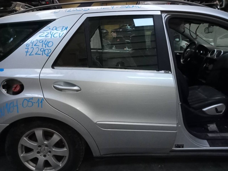 Recambio de puerta trasera derecha para mercedes-benz clase m (w164) 3.0 cdi cat referencia OEM IAM   