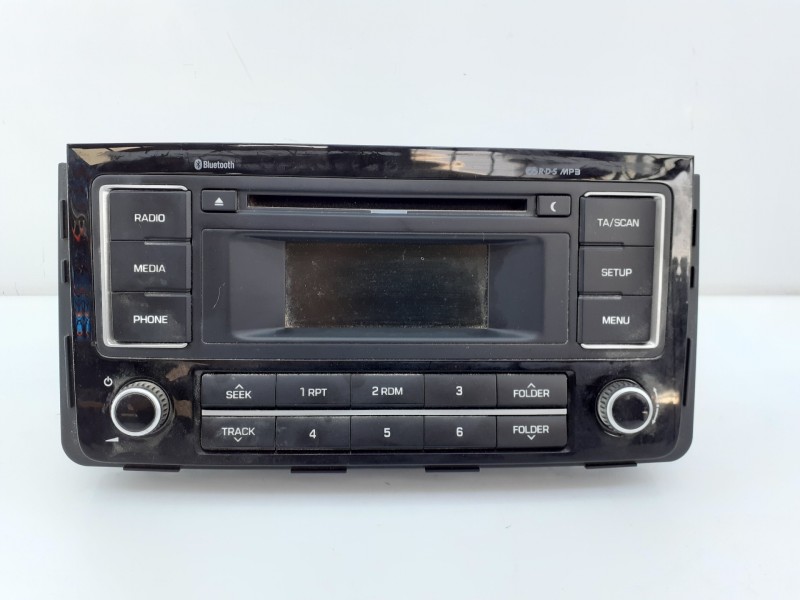 Recambio de sistema audio / radio cd para hyundai h350 kasten essence l2 referencia OEM IAM 9617059550GU AC110MDEE E3-A3-31-2