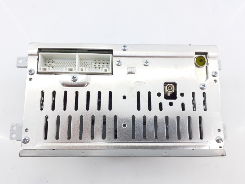 Recambio de sistema audio / radio cd para hyundai h350 kasten essence l2 referencia OEM IAM 9617059550GU AC110MDEE E3-A3-31-2