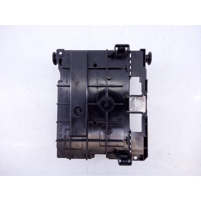 Recambio de caja reles / fusibles para citroën c3 1.4 audace referencia OEM IAM 9659741780  E3-B2-30-2
