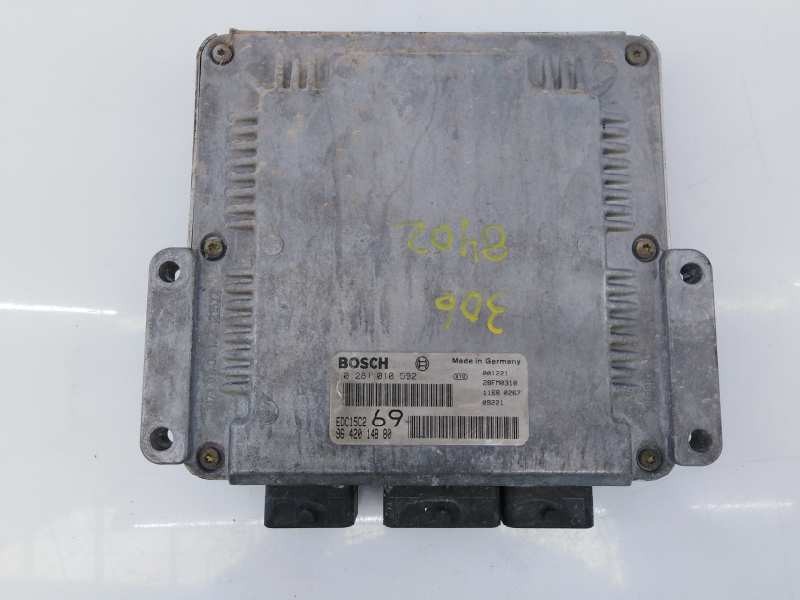 Recambio de centralita motor uce para peugeot 306 break boulebard referencia OEM IAM 9642014880 0281010592 E3-B2-45-4