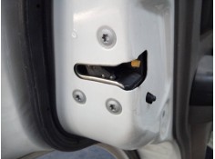CERRADURA PUERTA TRASERA IZQUIERDA 