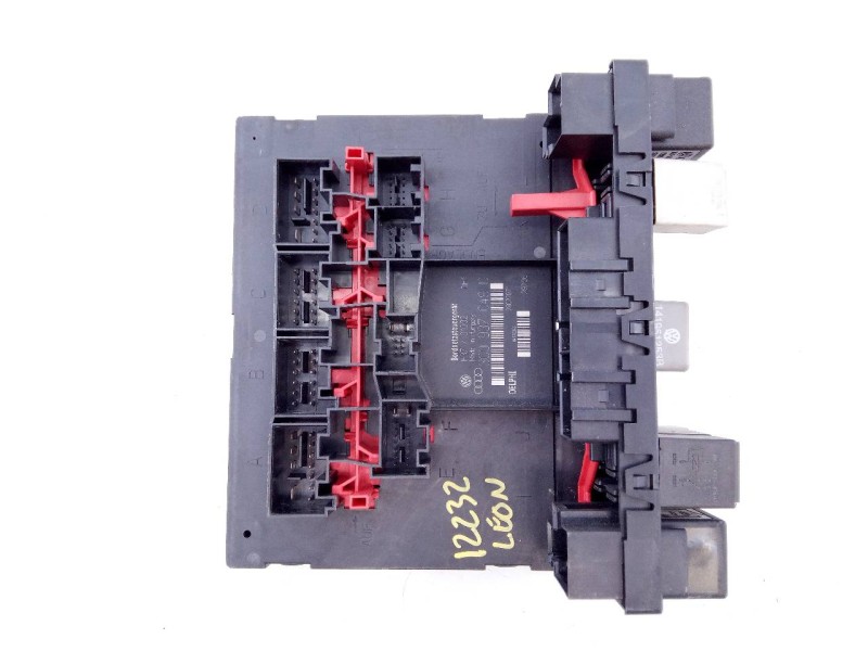 Recambio de caja reles / fusibles para seat leon (1p1) reference referencia OEM IAM 3C0937049D  E2-A1-28-7