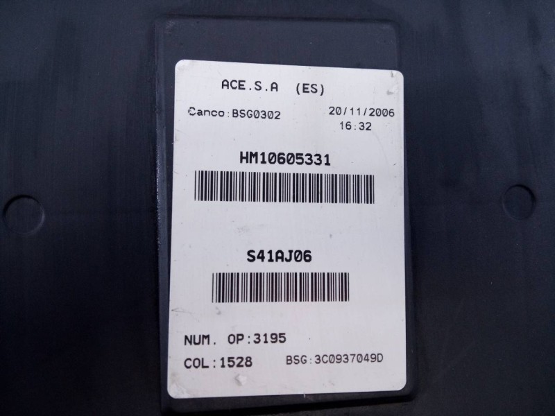 Recambio de caja reles / fusibles para seat leon (1p1) reference referencia OEM IAM 3C0937049D  E2-A1-28-7