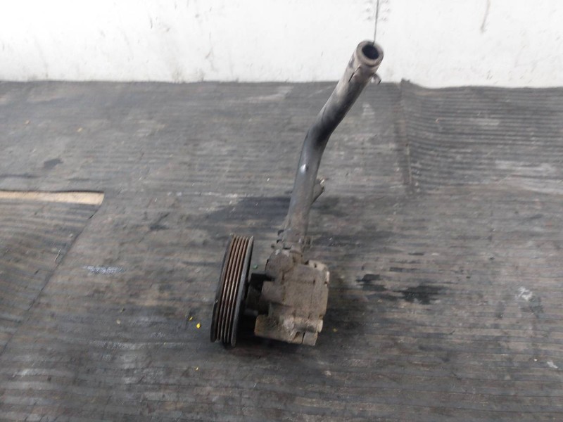 Recambio de bomba direccion para kia carnival ii referencia OEM IAM   P3-B4-15-2