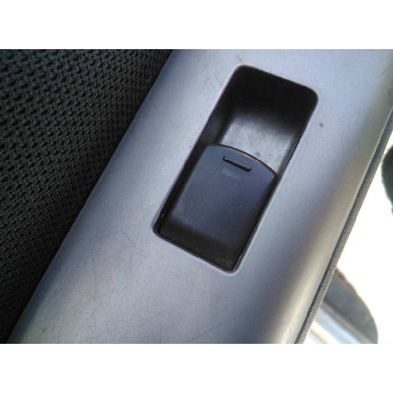 Recambio de mando elevalunas trasero izquierdo para nissan pathfinder (r51) 2.5 dci le referencia OEM IAM 25411EA00A  