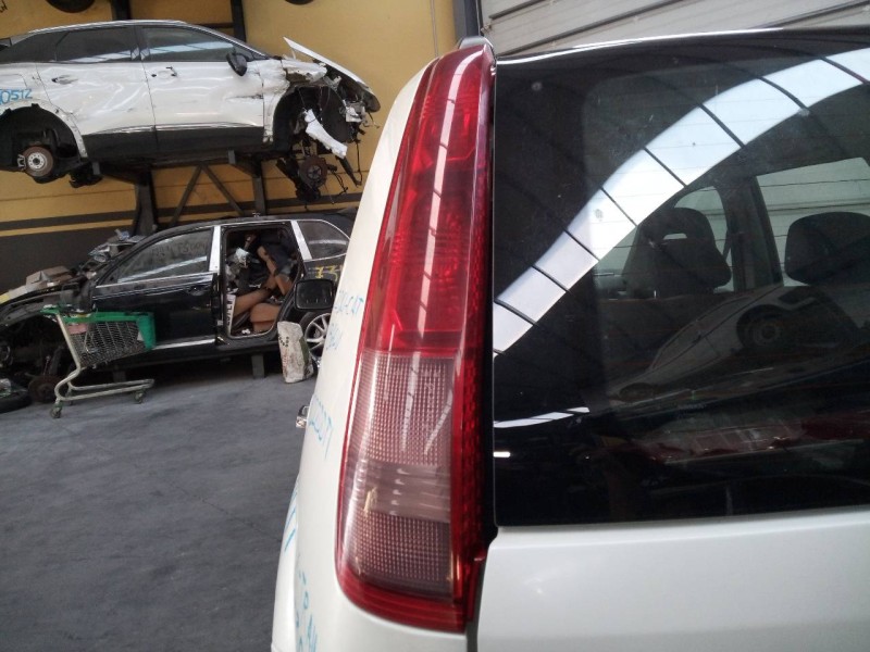 Recambio de piloto trasero izquierdo para nissan x-trail (t30) titanium pack referencia OEM IAM   