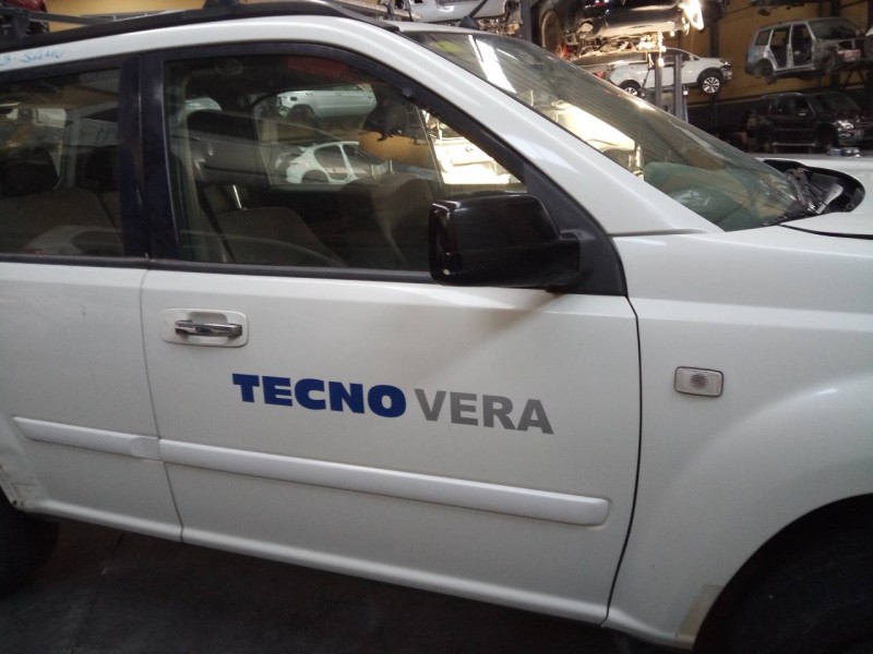 Recambio de puerta delantera derecha para nissan x-trail (t30) titanium pack referencia OEM IAM   