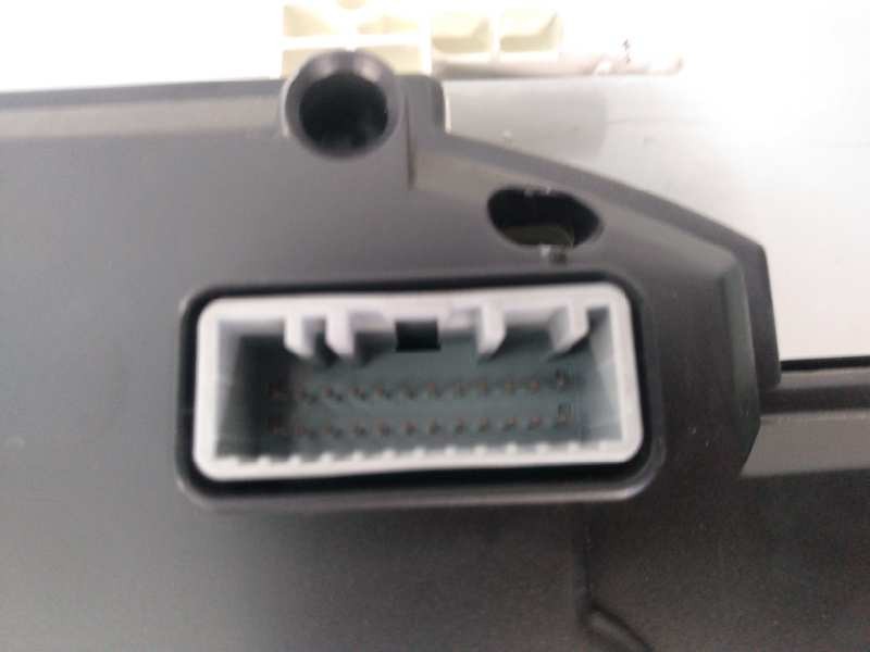 Recambio de cuadro instrumentos para renault kangoo expression referencia OEM IAM P248101749R  E2-A1-30-1