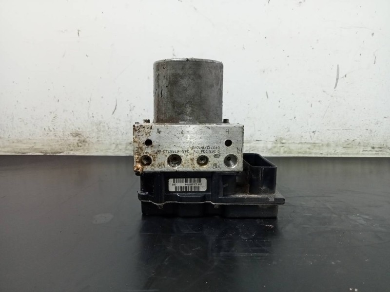 Recambio de abs para bmw serie 5 berlina (e60) 525d referencia OEM IAM 3451676890601  P3-A8-27-3