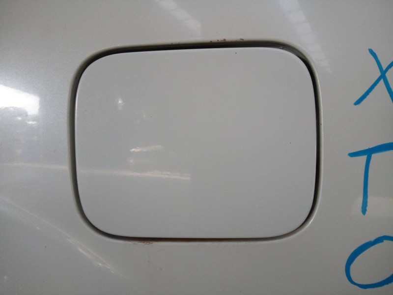 Recambio de tapa exterior combustible para nissan x-trail (t30) titanium pack referencia OEM IAM   