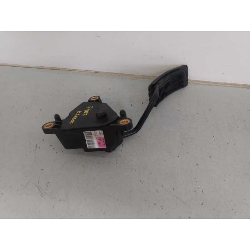 Recambio de pedal acelerador para renault kangoo expression referencia OEM IAM 8200436864  E2-A1-30-1
