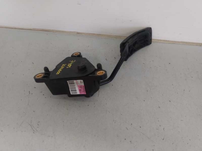 Recambio de pedal acelerador para renault kangoo expression referencia OEM IAM 8200436864  E2-A1-30-1