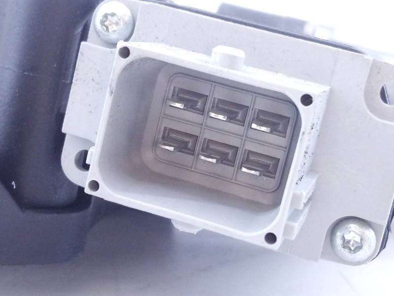 Recambio de elevalunas delantero izquierdo para opel corsa e selective referencia OEM IAM 541613212 32340000 E2-B6-60-1