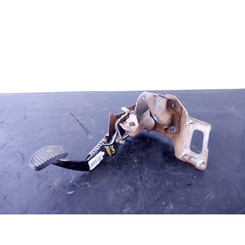 Recambio de pedal embrague para citroën berlingo 1.6 hdi 92 sx familiar referencia OEM IAM 84PGQG0048577  P2-A3-13