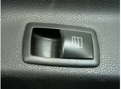 MANDO ELEVALUNAS TRASERO DERECHO 