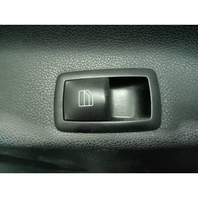 Recambio de mando elevalunas trasero izquierdo para mercedes-benz clase m (w164) 3.0 cdi cat referencia OEM IAM   