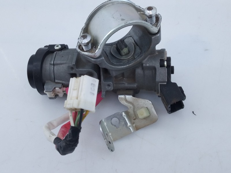 Recambio de antirrobo para kia sportage concept 4x2 referencia OEM IAM LMZDC2  E3-A3-33-1